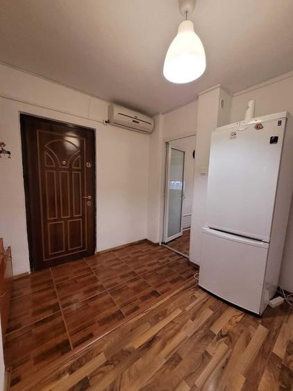 Apartament cu 2 camere decomandat în Sud