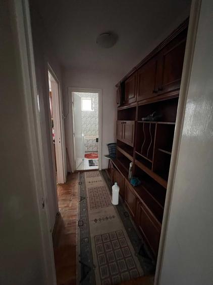 Inchiriez apartament 2 camere - 4