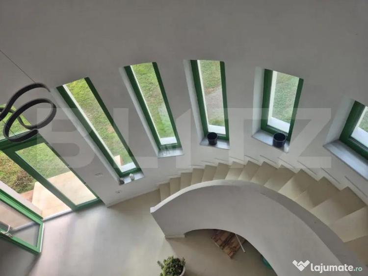 Casă cu 3 camere cu Teren 450 Mp în Central