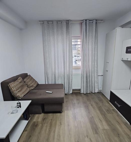 Garsonieră în Central