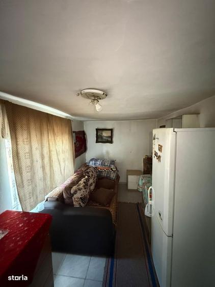 Casă cu 4 camere în Goruni