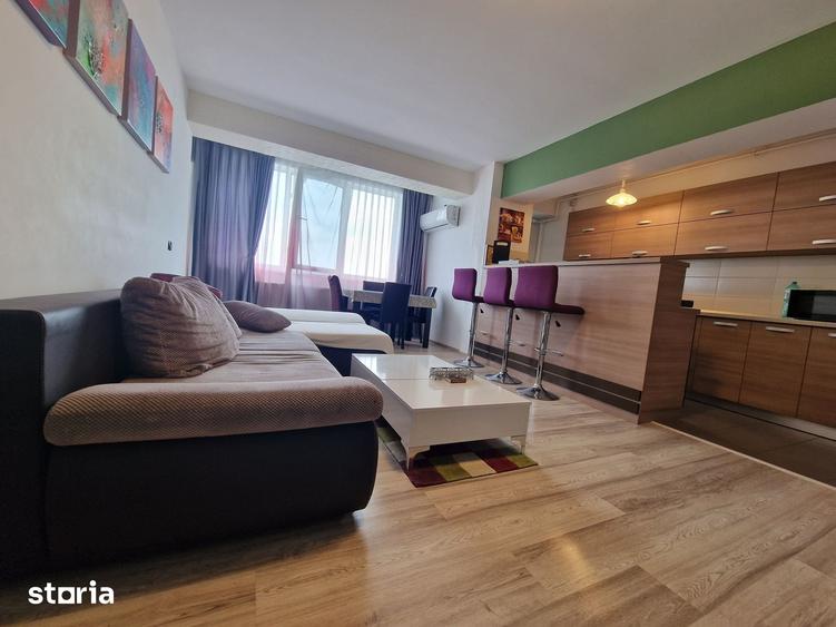Apartament cu 3 camere semidecomandat în Gara