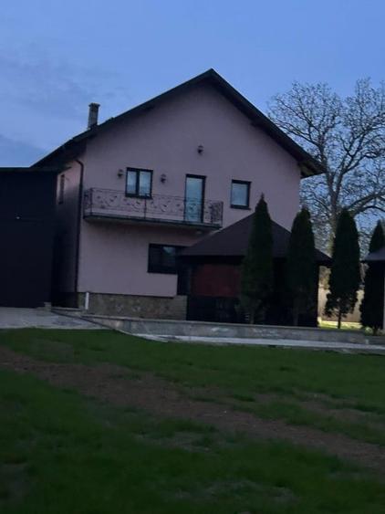 Casă cu 5 camere cu Canalizare în Draxini