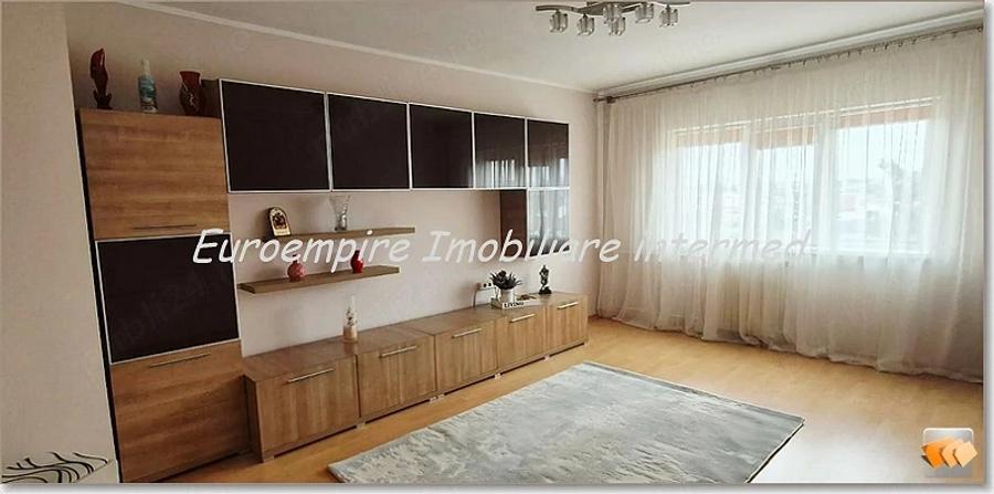 Apartament cu 2 camere decomandat în Km 5
