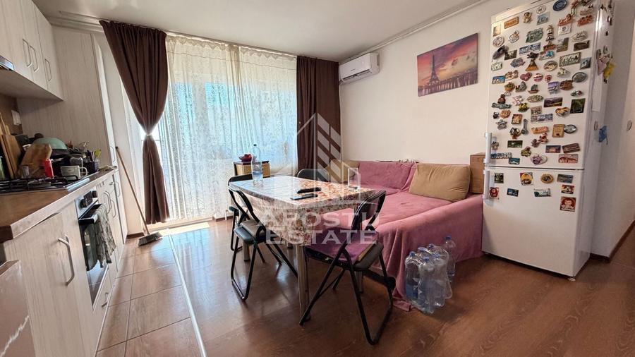 Apartament cu 3 camere decomandat, mobilat în Telegrafului