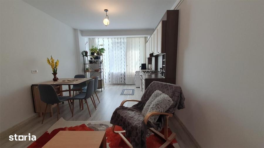 Apartament cu 3 camere decomandat în Burdujeni