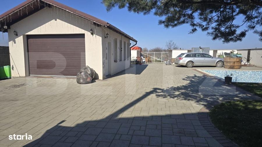 Casă cu 4 camere în Berindan
