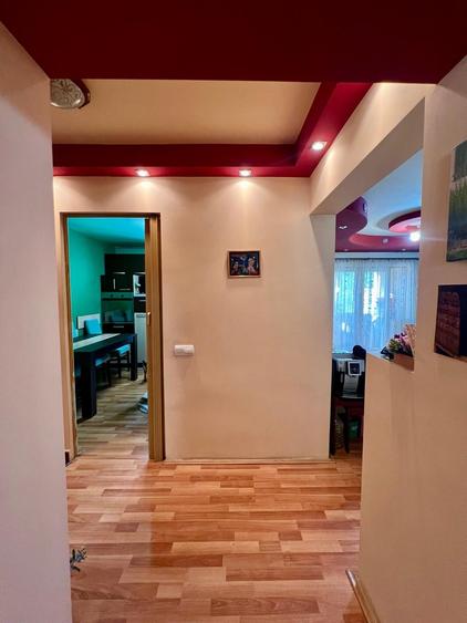 Apartament cu 4 camere decomandat, mobilat în Porolissum