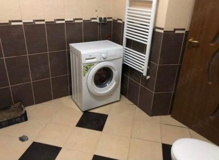 Casă individuală cu 4 camere cu Teren 270 Mp în Central
