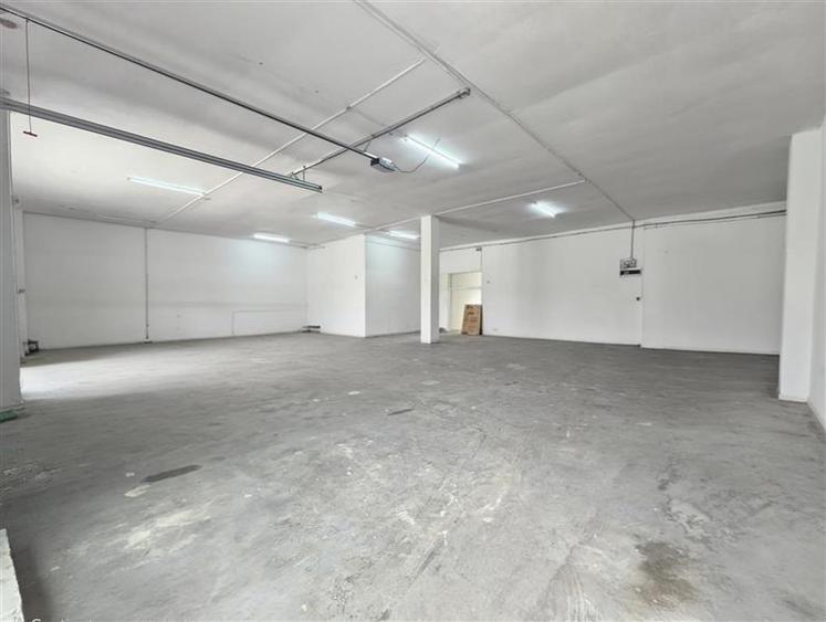 Spațiu comercial, de 211 mp, în Ștefan cel Mare