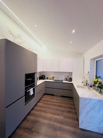 Apartament cu 3 camere, mobilat în Voluntari