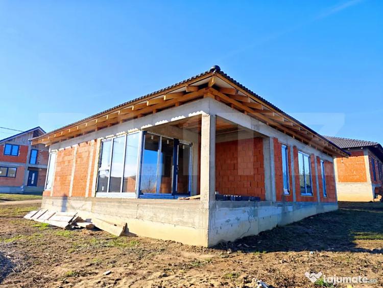 Casa moderna | 600 mp teren | Terasa acoperita | Paleu | - 1