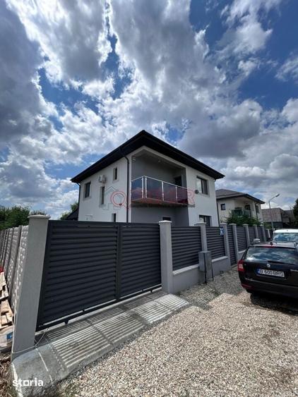 Casă cu 4 camere cu Teren 353 Mp în Berceni