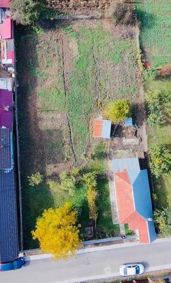 Casă individuală cu 4 camere cu Teren 1058 Mp în Dochia
