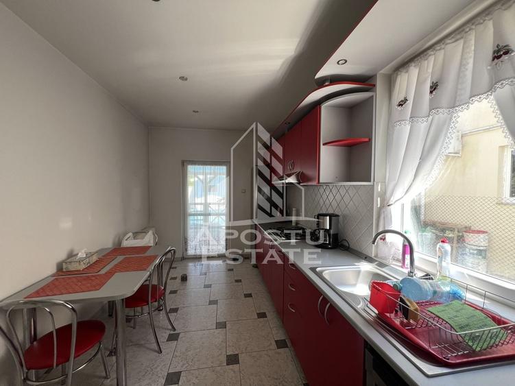 Casă individuală cu 4 camere cu Piscina în Fratelia