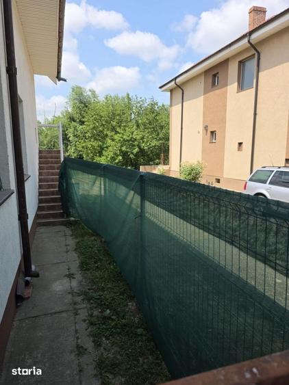 Casă cu 4 camere cu Teren 300 Mp în Dofteana