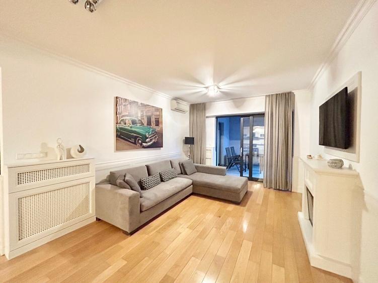 Apartament cu 3 camere decomandat, mobilat în Barbu Văcărescu