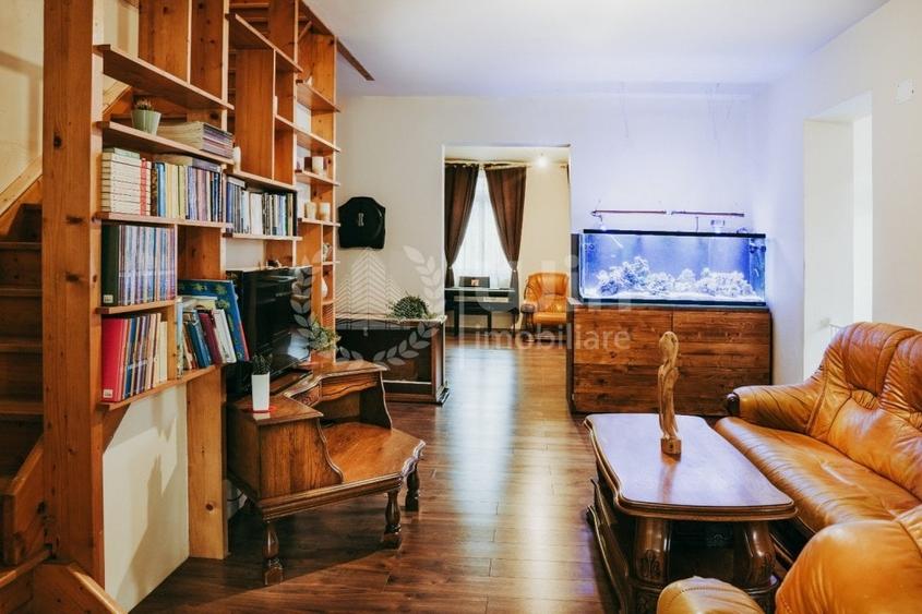 Casă individuală cu 6 camere cu Canalizare în Dâmbul Rotund