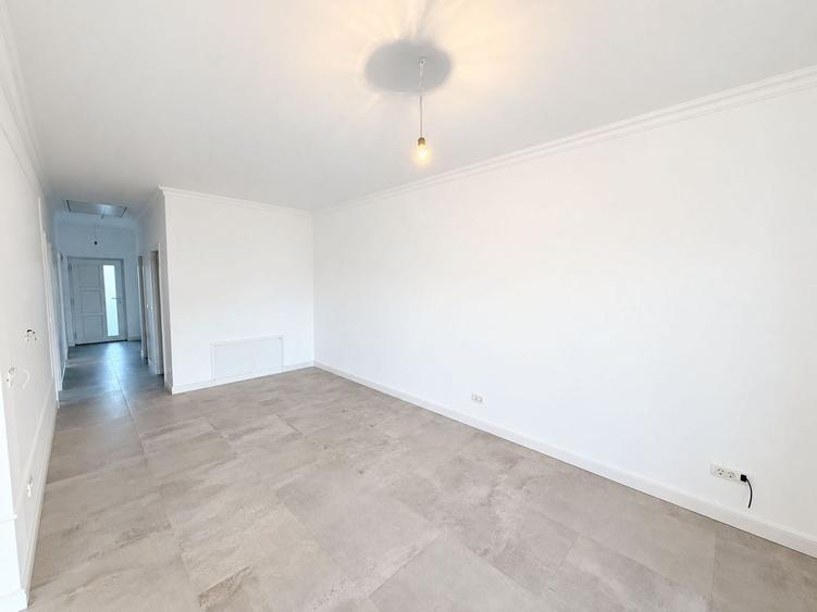 Duplex cu 3 camere cu Teren 321 Mp în Moșnița Nouă