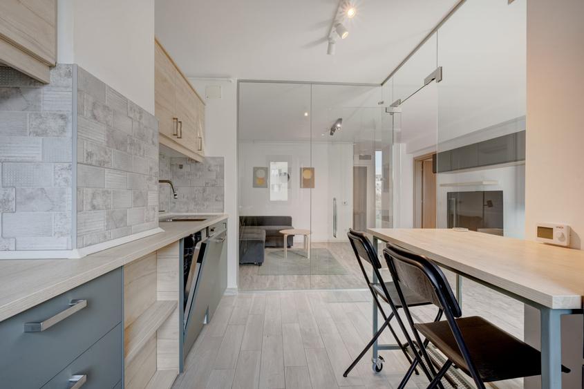Apartament cu 2 camere decomandat, mobilat în Nerva Traian