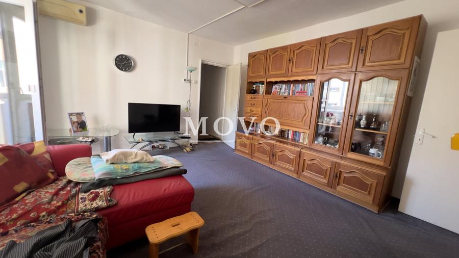 Apartament cu 3 camere semidecomandat, mobilat în Soarelui