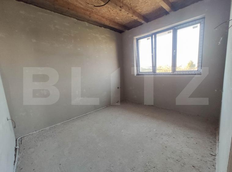 Casă individuală cu 6 camere cu Teren 525 Mp în Păulești