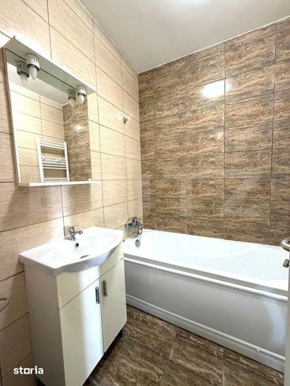 Apartament cu 3 camere decomandat în Iris