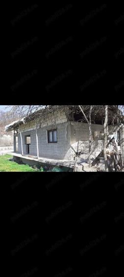 Teren de 1175 mp, în Bezdead