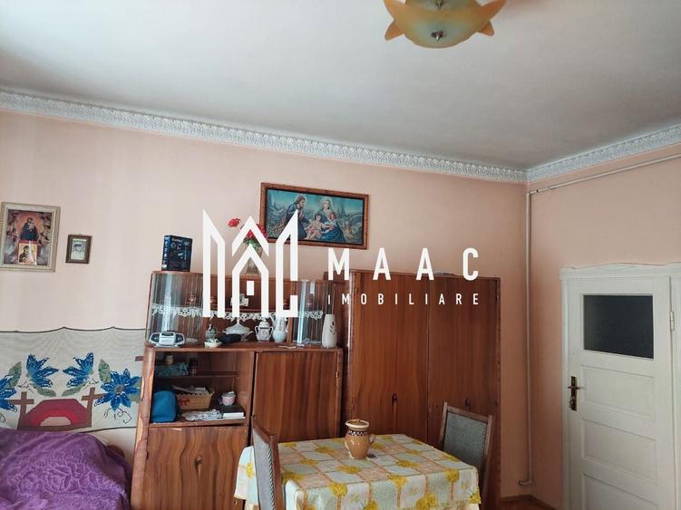 Casă individuală cu 3 camere cu Canalizare în Est