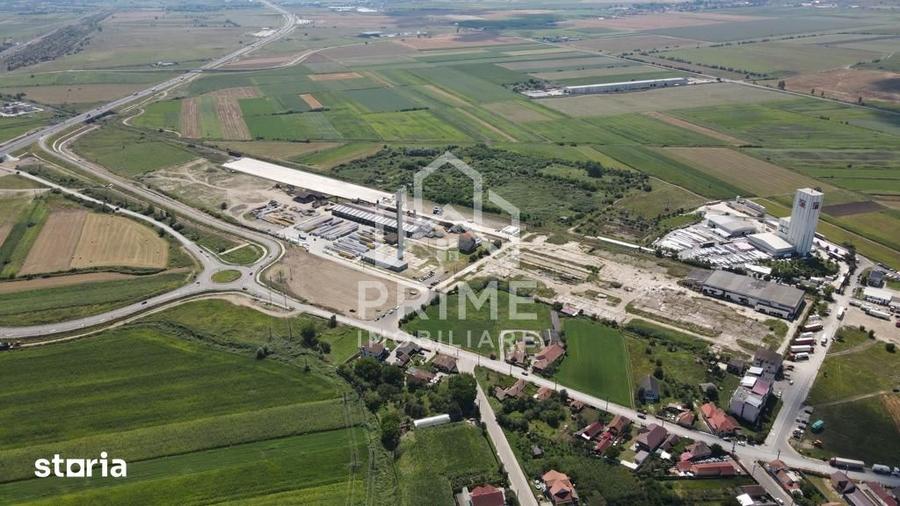 Teren de 10126 mp, în Teiu