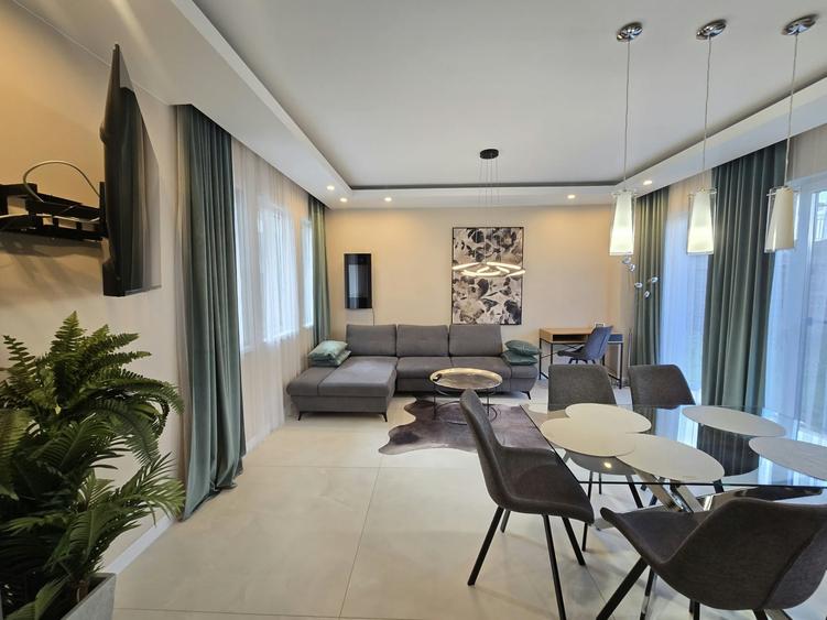 Duplex cu 4 camere cu Canalizare în Florești