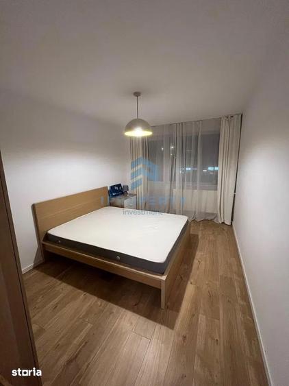 Apartament cu 3 camere, mobilat în Tei