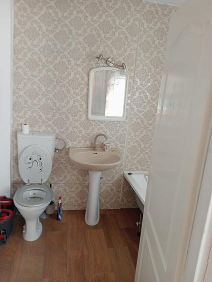 Apartament cu 2 camere decomandat în Florești
