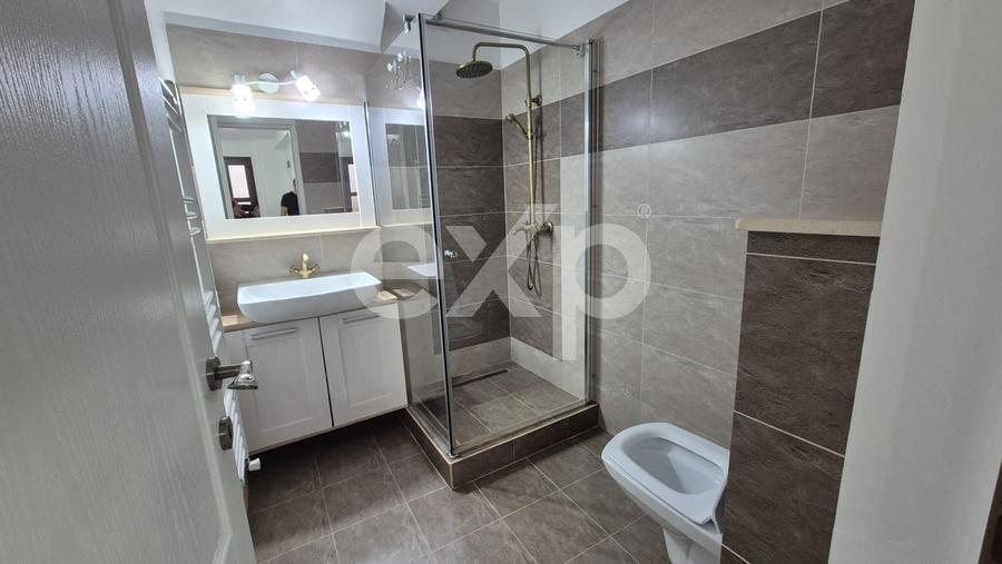 Casă cu 3 camere cu Canalizare în Geamăna