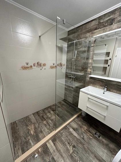 Apartament cu 2 camere decomandat în Florești