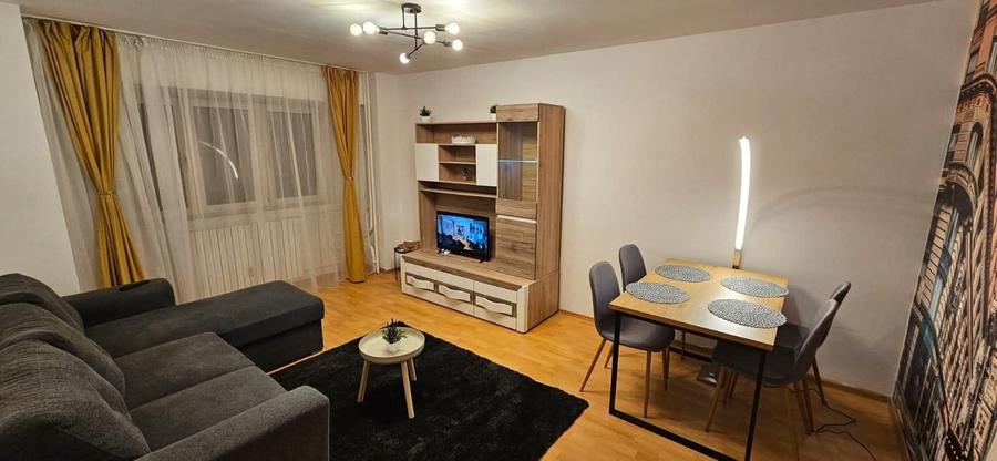 Apartament cu 3 camere decomandat în 13 Septembrie
