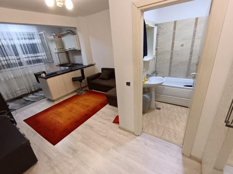 Apartament cu 2 camere semidecomandat în Chiajna