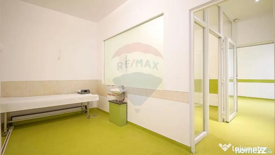 Spațiu comercial, de 66 mp, în Central