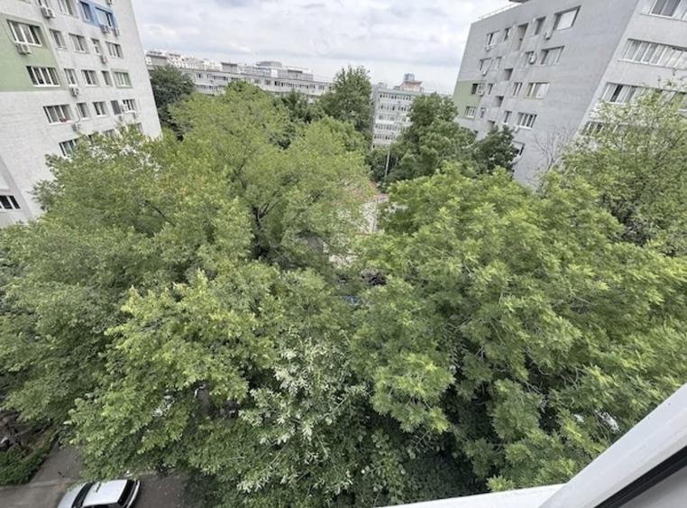 Apartament cu 2 camere semidecomandat, mobilat în Domenii
