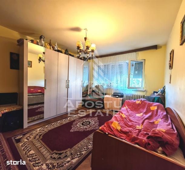 Apartament cu 4 camere de vanzare , Zona Dacia ,Timisoara