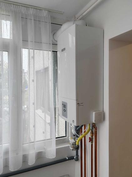 Apartament cu 2 camere decomandat în Soarelui