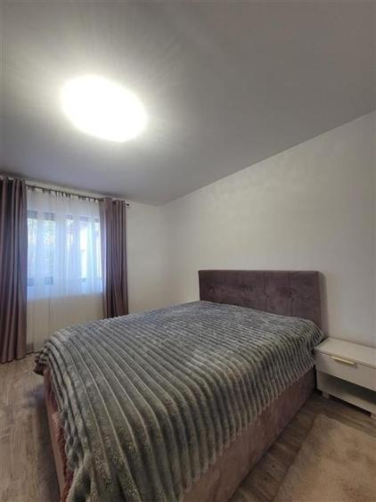 Casă individuală cu 4 camere cu Teren 500 Mp în Nisipari