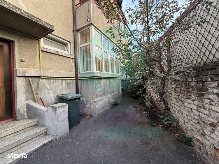 Apartament cu 3 camere în Muncii