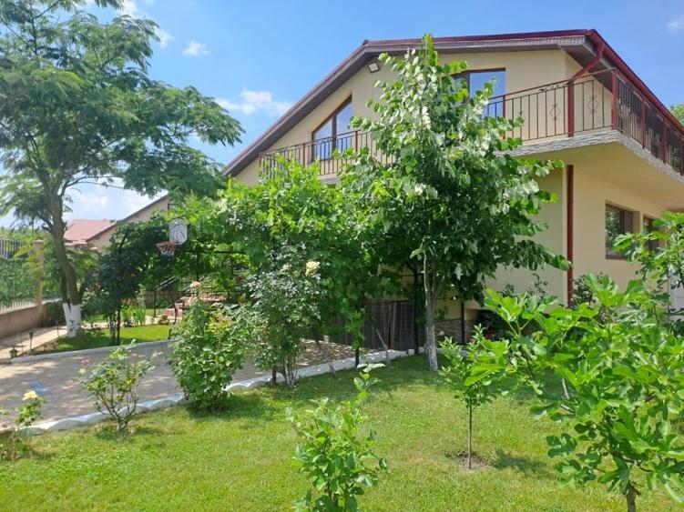 Casă individuală cu 5 camere cu Canalizare în Saligny