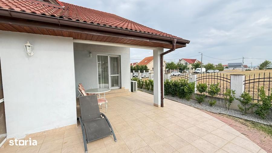 Casă cu 4 camere cu Teren 600 Mp în Central