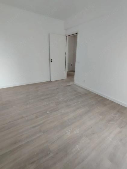 Apartament cu 2 camere semidecomandat în Florești