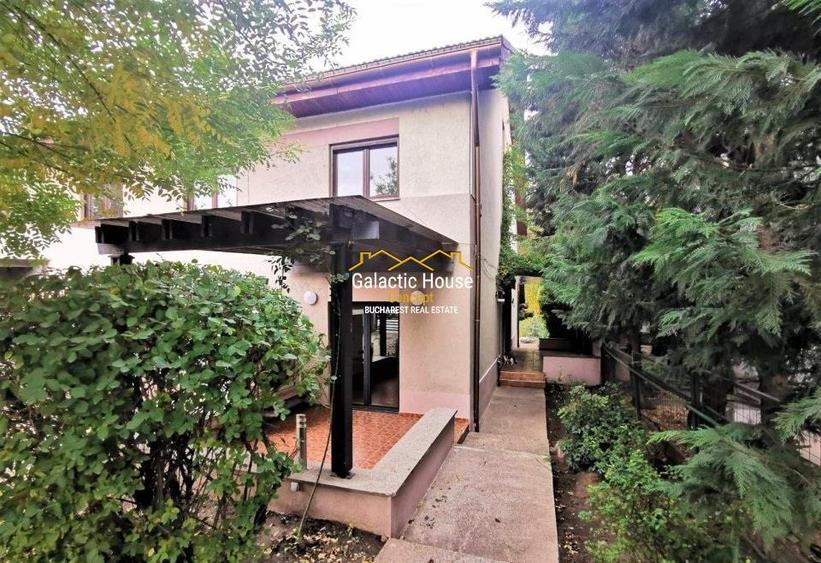 Casă individuală cu 7 camere cu Teren 460 Mp în Băneasa