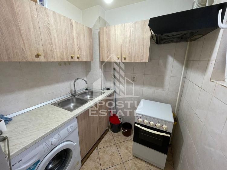 Apartament 1 camera, decomandat, zona Sagului - 3