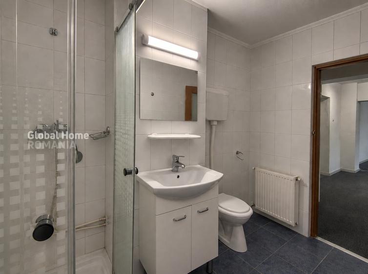 Apartament cu 2 camere semidecomandat în P-ța Victoriei
