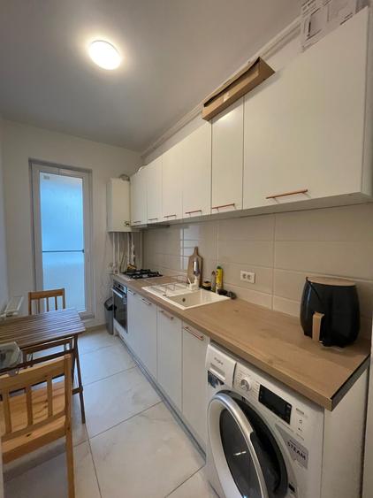 Apartament cu 2 camere decomandat în Militari